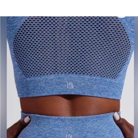 BuffBunny Recharge Seamless Crop Top (Atlantic) - Picture 4 of 4